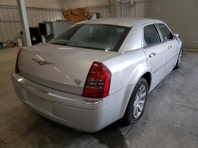 Photo 4 from auction – 2005 CHRYSLER 300C with VIN 2C3JA63H25H577139