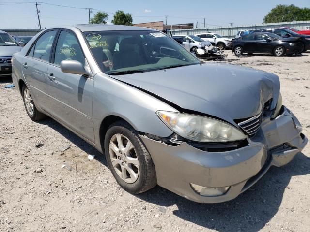 TOYOTA CAMRY LE 2005 with VIN 4T1BF30K55U598690 - Photo from auction