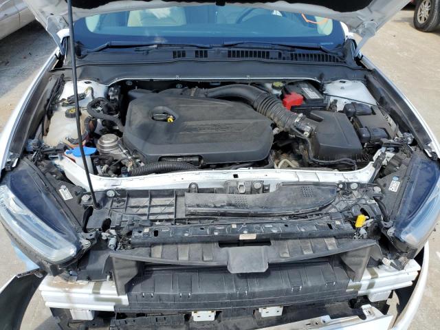 Photo 7 from auction – 2013 FORD FUSION SE with VIN 3FA6P0HR1DR226150