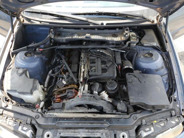 Photo 7 from auction – 2002 BMW 330 I with VIN WBAEV53452KM23437