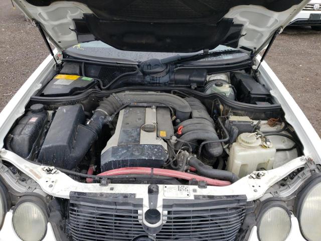 Photo 7 from auction – 1997 MERCEDES-BENZ E 320 with VIN WDBJF55F2VJ035233