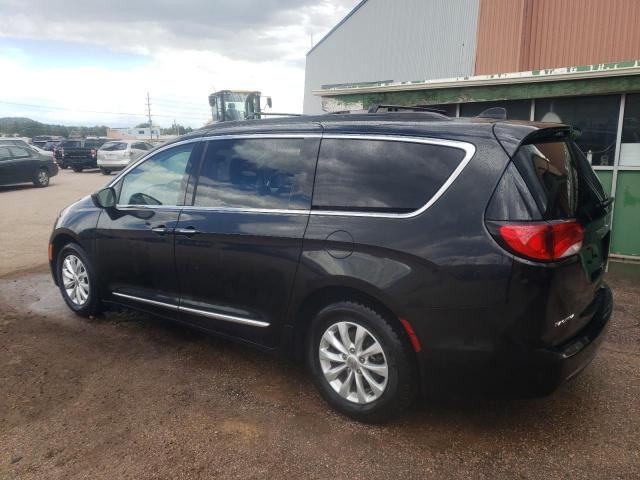Photo 3 from auction – 2017 CHRYSLER PACIFICA T with VIN 2C4RC1BGXHR720082