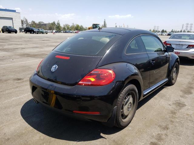 Photo 4 from auction – 2013 VOLKSWAGEN BEETLE with VIN 3VWJP7AT8DM685981