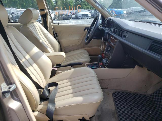 Photo 5 from auction – 1991 MERCEDES-BENZ 190 E 2.3 with VIN WDBDA28D2MF827291