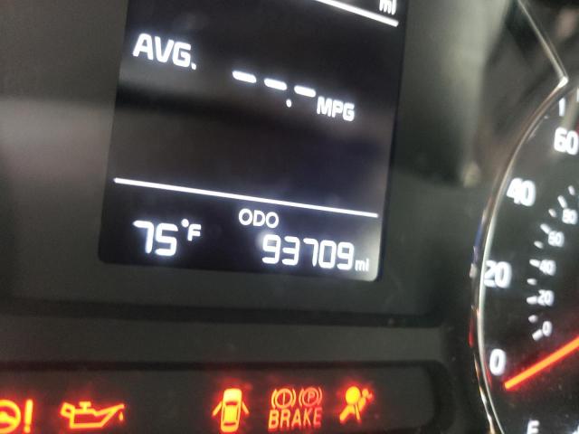 Photo 8 from auction – 2017 KIA FORTE LX with VIN KNAFK5A83H5706056