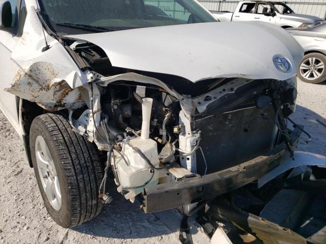 Photo 9 from auction – 2014 TOYOTA SIENNA LE with VIN 5TDKK3DC9ES438139