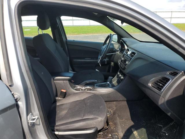 Photo 5 from auction – 2014 CHRYSLER 200 TOURIN with VIN 1C3CCBBB1EN178318