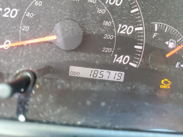 Photo 8 from auction – 2005 TOYOTA CAMRY LE with VIN 4T1BE32K15U627652