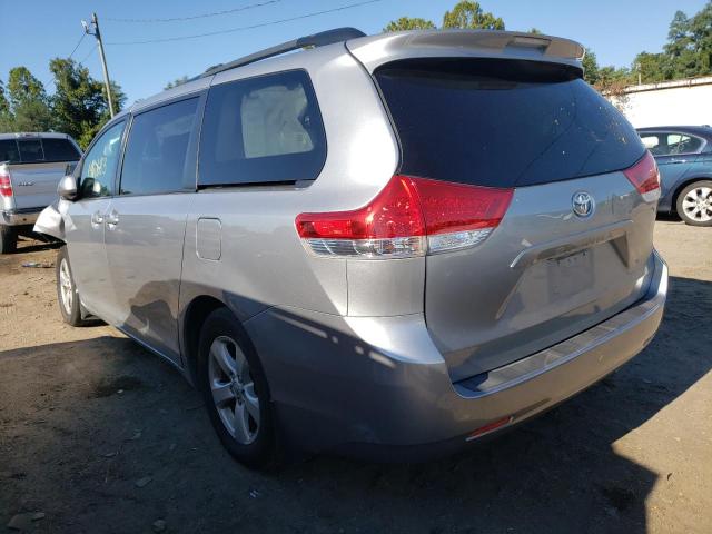 Photo 3 from auction – 2013 TOYOTA SIENNA LE with VIN 5TDKK3DC4DS392198