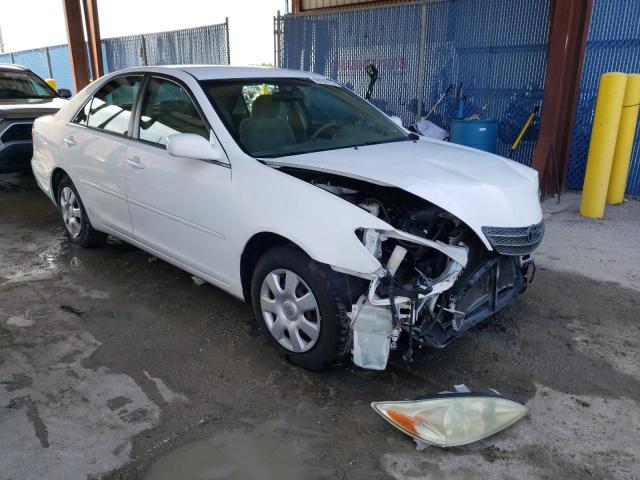 Photo 1 from auction – 2004 TOYOTA CAMRY LE with VIN 4T1BE32K14U280631