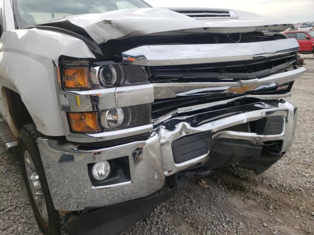 Photo 9 from auction – 2017 CHEVROLET SILVERADO with VIN 1GC1KWEY6HF197362