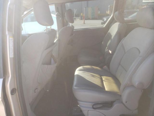 Photo 6 from auction – 2001 CHRYSLER TOWN & COU with VIN 2C8GP64L71R271418