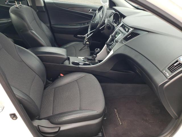 Photo 5 from auction – 2011 HYUNDAI SONATA LIM with VIN 5NPEC4AB0BH197410