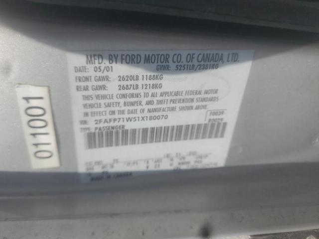 Photo 10 from auction – 2001 FORD CROWN VICT with VIN 2FAFP71W51X180070