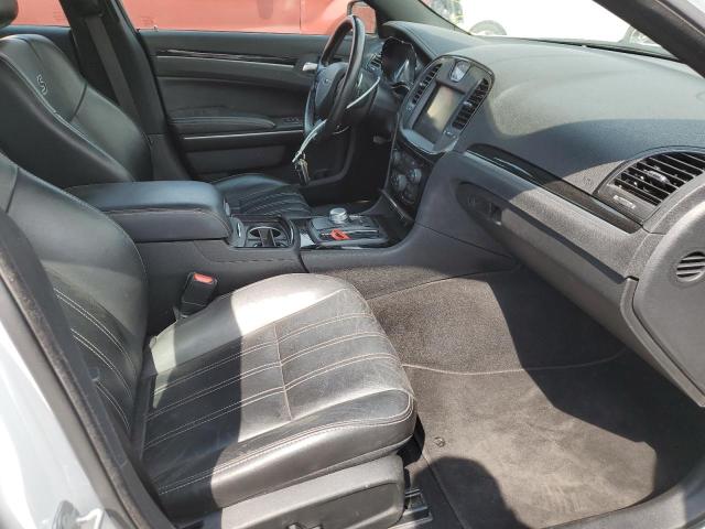 Photo 5 from auction – 2020 CHRYSLER 300 S with VIN 2C3CCABG2LH158610