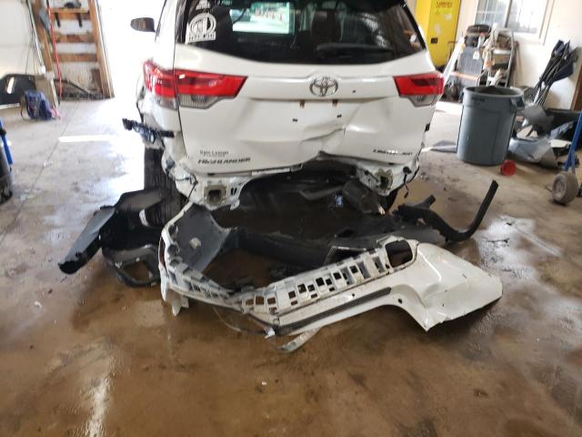 Photo 9 from auction – 2017 TOYOTA HIGHLANDER with VIN 5TDDZRFH4HS377237