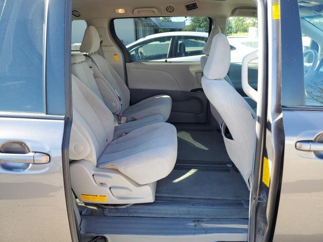 Photo 6 from auction – 2014 TOYOTA SIENNA LE with VIN 5TDKK3DC3ES465854
