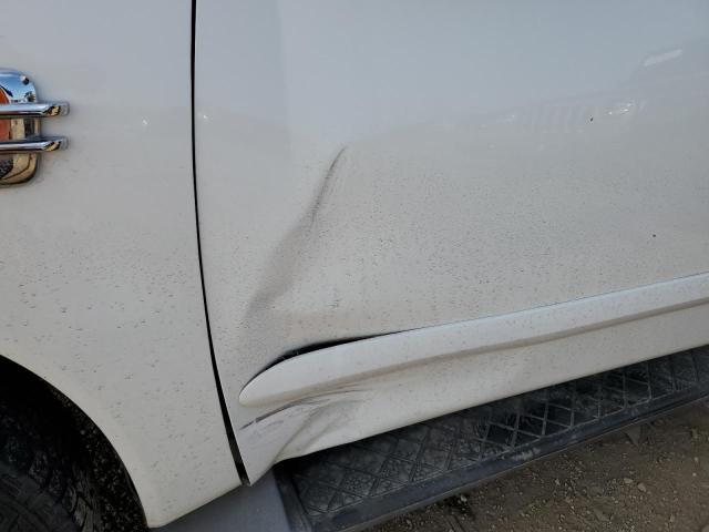 Photo 9 from auction – 2004 NISSAN ARMADA SE with VIN 5N1AA08B14N701903