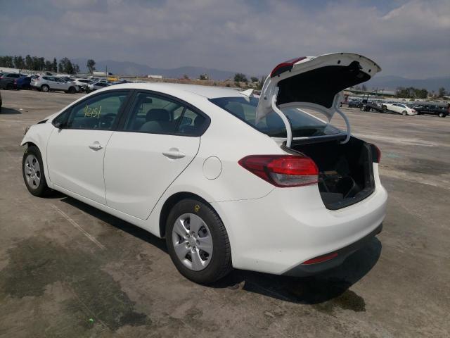 Photo 3 from auction – 2018 KIA FORTE LX with VIN 3KPFK4A7XJE237207