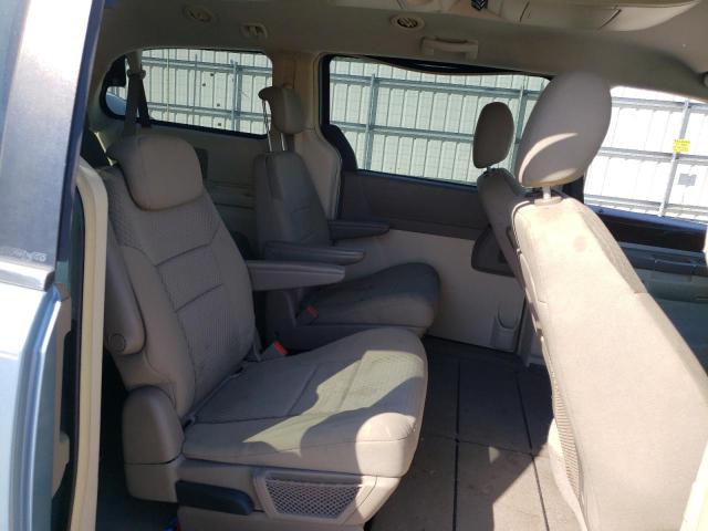 Photo 6 from auction – 2010 CHRYSLER TOWN & COU with VIN 2A4RR5D15AR105230