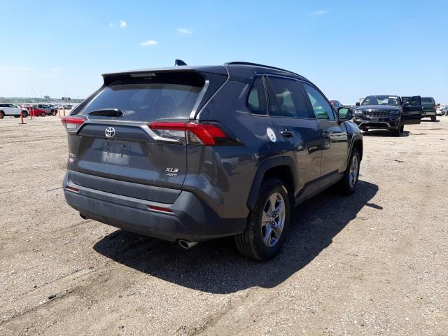 Photo 4 from auction – 2022 TOYOTA RAV4 XLE with VIN 2T3P1RFV5NC257128