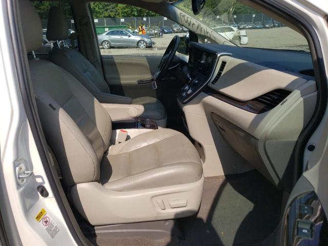 Photo 5 from auction – 2016 TOYOTA SIENNA XLE with VIN 5TDYK3DC0GS738052