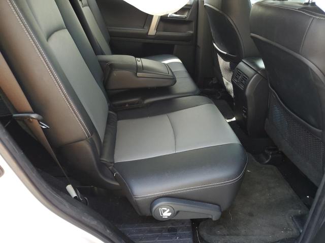 Photo 6 from auction – 2017 TOYOTA 4RUNNER SR with VIN JTEZU5JR1H5152997