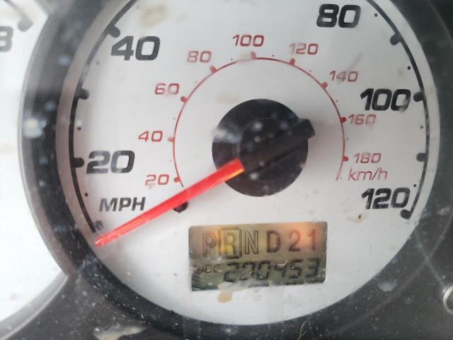 Photo 8 from auction – 2002 FORD ESCAPE XLT with VIN 1FMYU03192KD53495