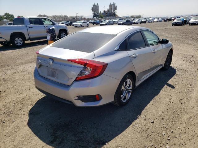 Photo 4 from auction – 2018 HONDA CIVIC LX with VIN 19XFC2F53JE204669
