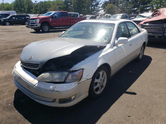 Photo 2 from auction – 2001 LEXUS ES 300 with VIN JT8BF28G110323218