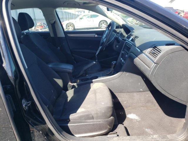 Photo 5 from auction – 2012 VOLKSWAGEN PASSAT S with VIN 1VWAP7A37CC016987