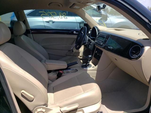 Photo 5 from auction – 2013 VOLKSWAGEN BEETLE with VIN 3VWJP7AT8DM685981