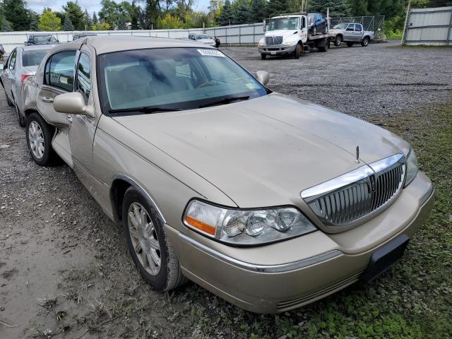 LINCOLN TOWN CAR S 2010 with VIN 2LNBL8CV3AX619079 - Photo from auction