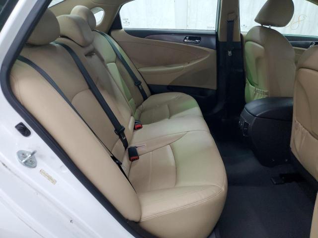 Photo 6 from auction – 2012 HYUNDAI SONATA HYB with VIN KMHEC4A48CA039287