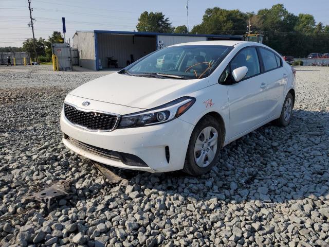 Photo 2 from auction – 2017 KIA FORTE LX with VIN 3KPFK4A71HE010949