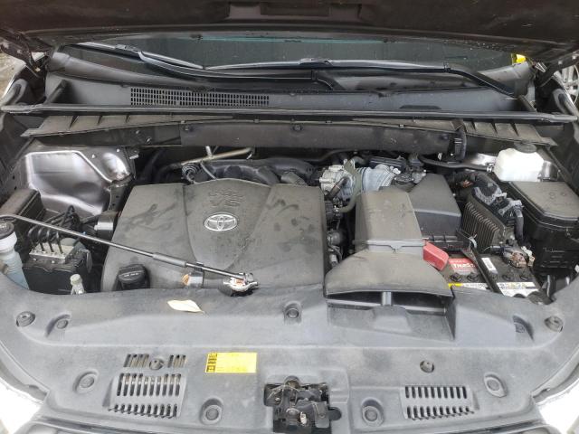 Photo 7 from auction – 2019 TOYOTA HIGHLANDER with VIN 5TDKZRFH3KS555556