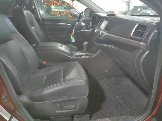 Photo 5 from auction – 2018 TOYOTA HIGHLANDER with VIN 5TDDZRFH2JS879394