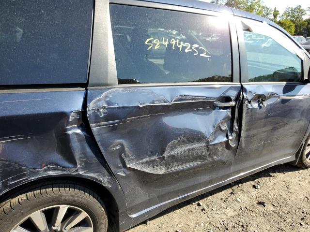 Photo 9 from auction – 2018 TOYOTA SIENNA XLE with VIN 5TDDZ3DC6JS202157