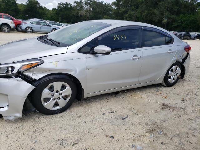 Photo 9 from auction – 2018 KIA FORTE LX with VIN 3KPFK4A74JE262927