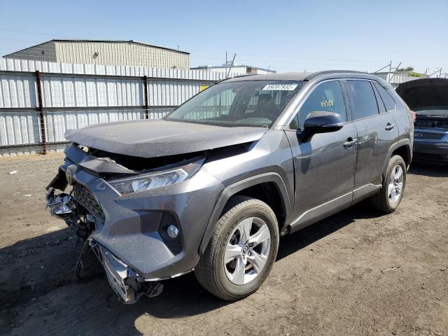 Photo 2 from auction – 2021 TOYOTA RAV4 XLE with VIN 2T3W1RFV8MC098308