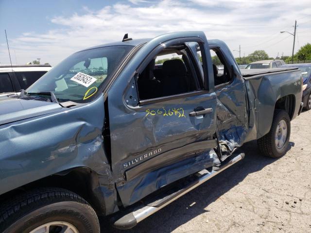 Photo 10 from auction – 2011 CHEVROLET SILVERADO with VIN 1GCRKSE38BZ169312