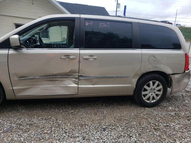 Photo 9 from auction – 2013 CHRYSLER TOWN & COU with VIN 2C4RC1BG5DR684702
