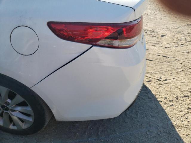 Photo 9 from auction – 2016 KIA OPTIMA EX with VIN 5XXGU4L37GG020805