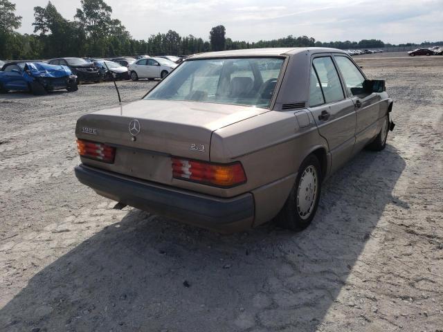 Photo 4 from auction – 1991 MERCEDES-BENZ 190 E 2.3 with VIN WDBDA28D2MF827291