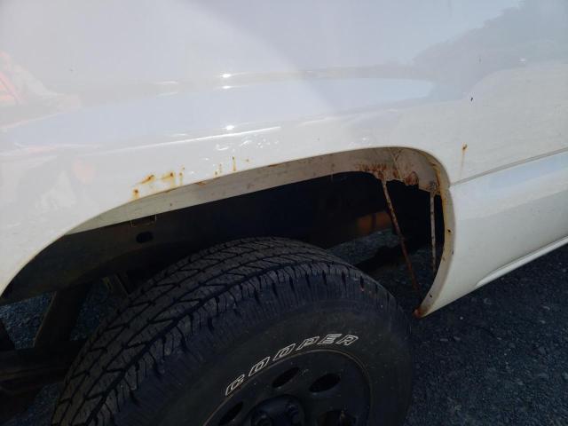 Photo 9 from auction – 2005 CHEVROLET SILVERADO with VIN 1GCEK14X75Z213141