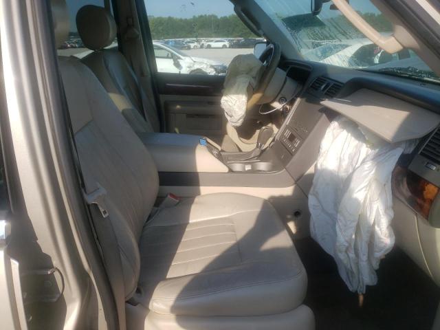 Photo 5 from auction – 2004 LINCOLN NAVIGATOR with VIN 5LMFU27R84LJ26909
