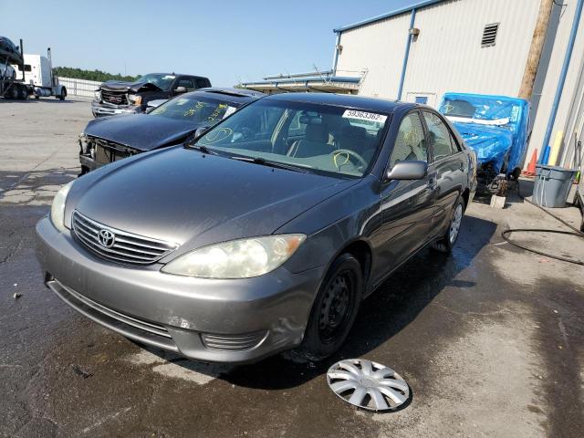 Photo 2 from auction – 2005 TOYOTA CAMRY LE with VIN 4T1BE32K35U975467