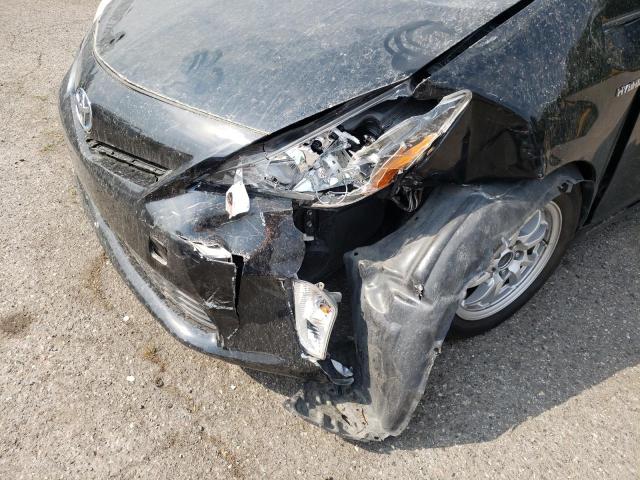 Photo 9 from auction – 2013 TOYOTA PRIUS V with VIN JTDZN3EU4D3281620