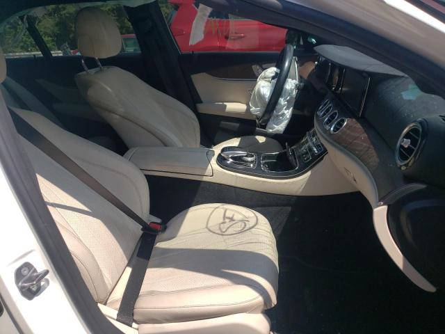 Photo 5 from auction – 2017 MERCEDES-BENZ E 300 with VIN WDDZF4JB1HA045344