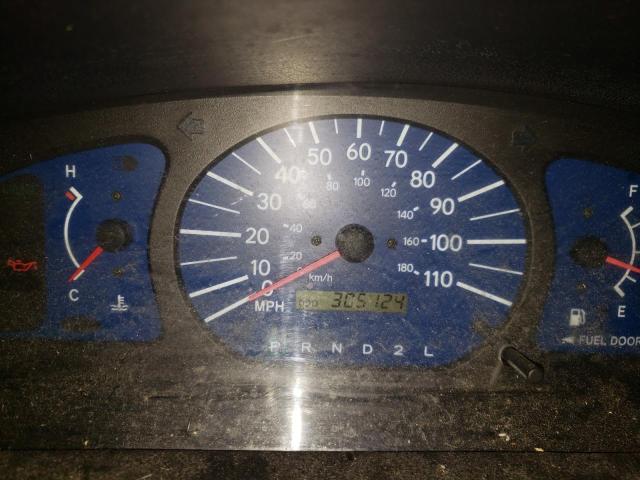 Photo 8 from auction – 2002 TOYOTA SIENNA CE with VIN 4T3ZF19C32U425915